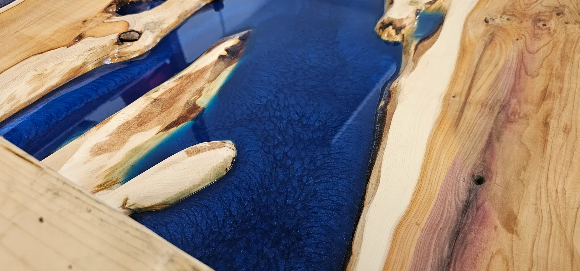 Blue Ocean Yew Table