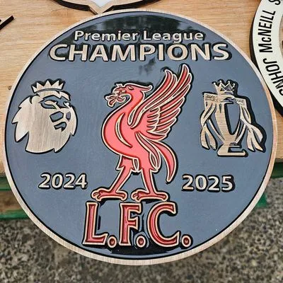New Liverpool F.C. 2025 Champions Wooden and Resin Crest - Image 3