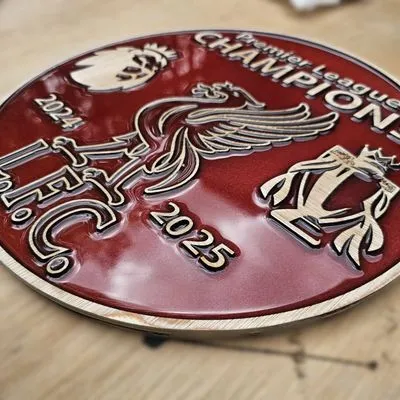 New Liverpool F.C. 2025 Champions Wooden and Resin Crest - Image 4