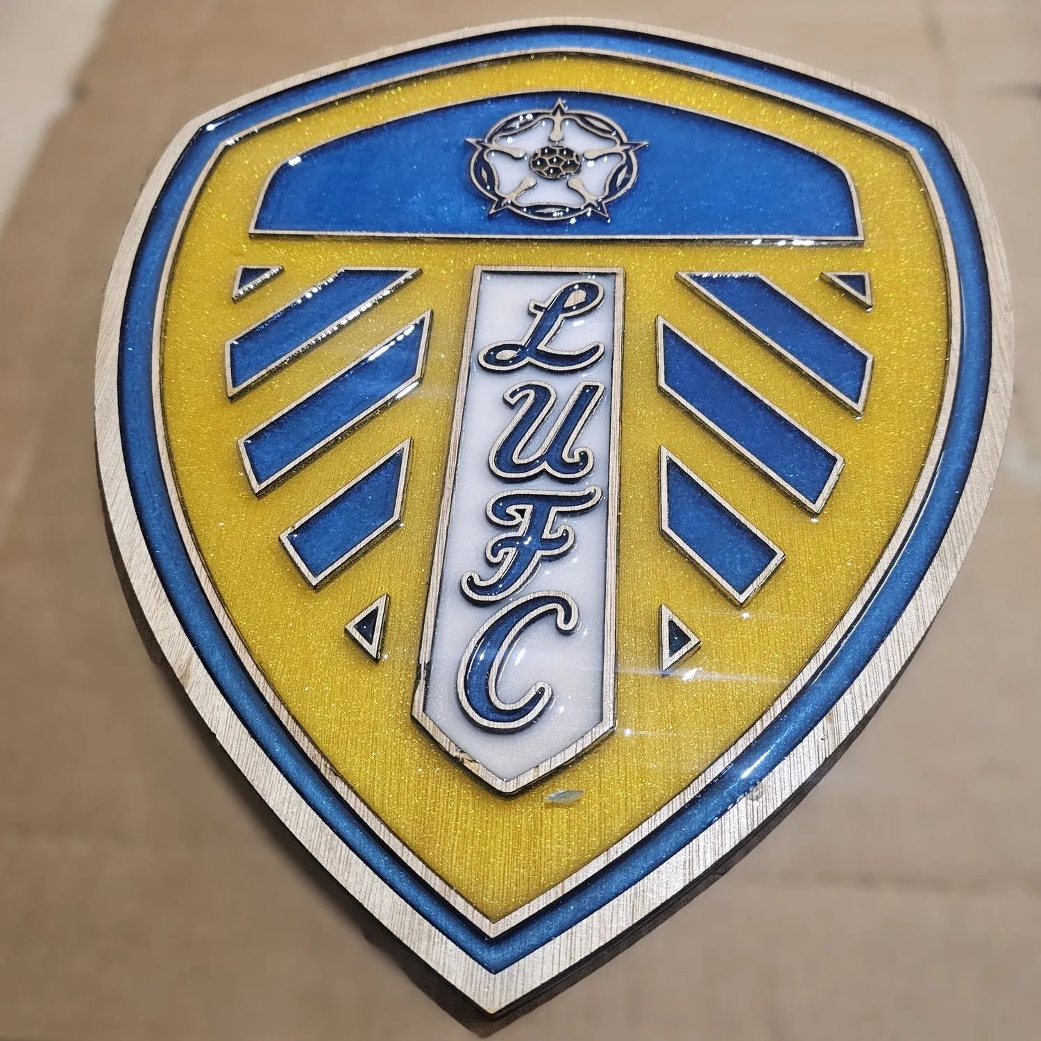 Leeds United F.C. Handcrafted Wooden and Resin Crest - Image 1
