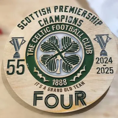 New Celtic F.C. 2025 Champions Wooden and Resin Crest - Image 3