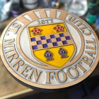 St. Mirren F.C. Wooden and Resin Crest - Image 4