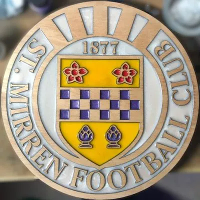 St. Mirren F.C. Wooden and Resin Crest - Image 5